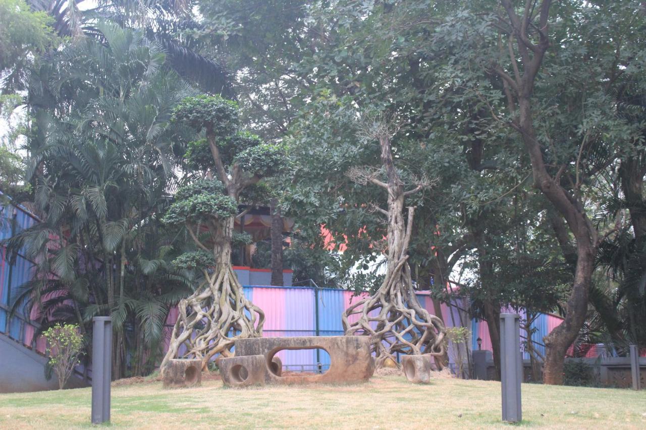 Monteria Resort Chauk ภายนอก รูปภาพ
